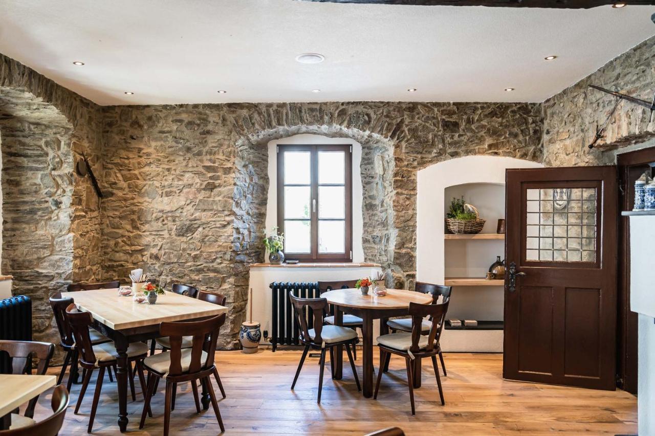 Landgasthof Zur Burg Grenzau Höhr-Grenzhausen Eksteriør billede