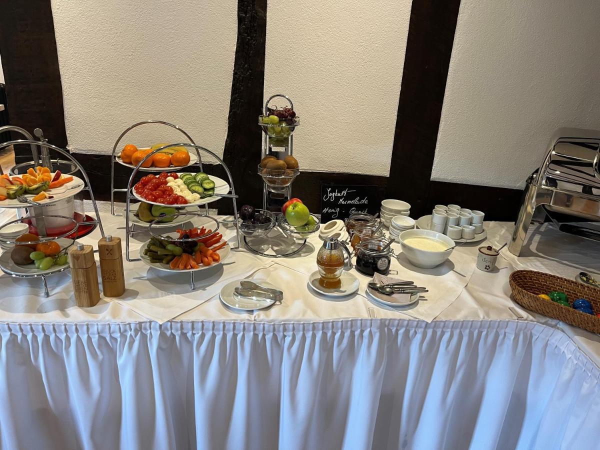 Landgasthof Zur Burg Grenzau Höhr-Grenzhausen Eksteriør billede